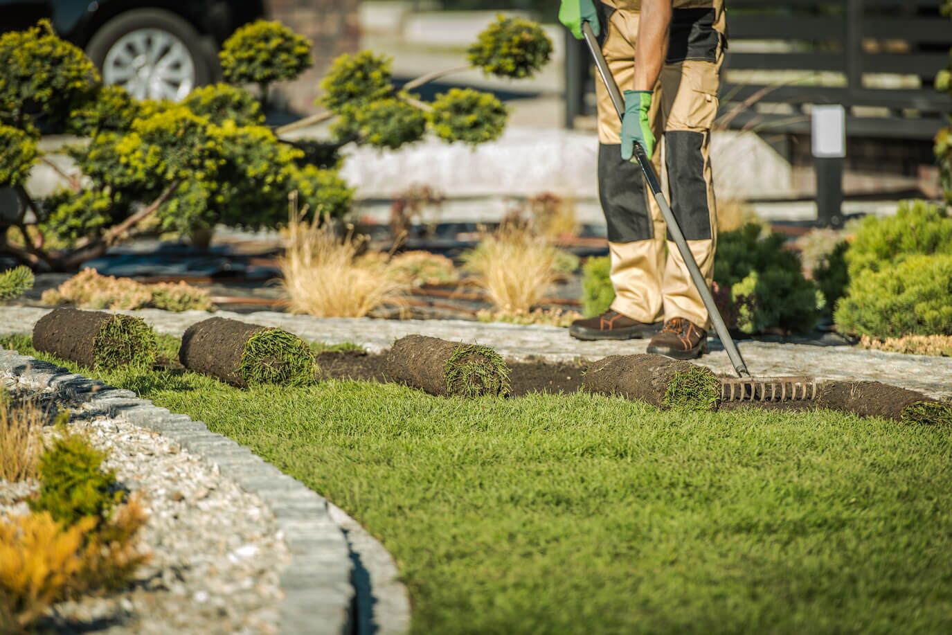 How To Start A Landscaping Business: The Complete Guide 2024